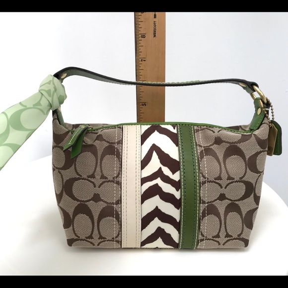 COACH Mini💚NWOT, Adorable & So Cute - Picture 9 of 9